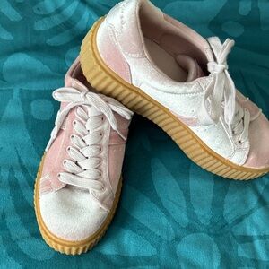 Pink fuzzy Women's Sneakers